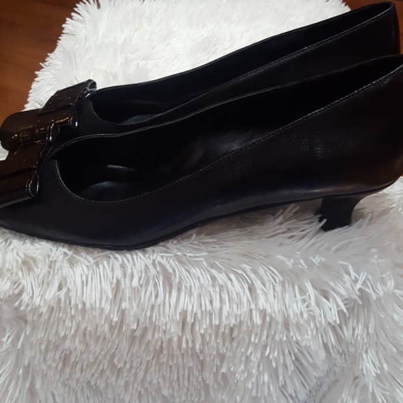 Vaneli Shoes Vaneli Black Patent Leather Black Kitten Heels Poshmark